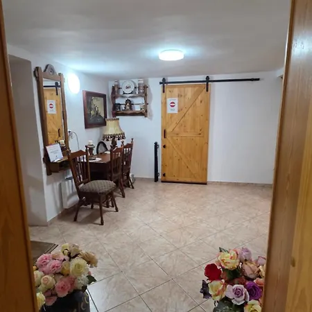 Zacisze 13 Apartmán